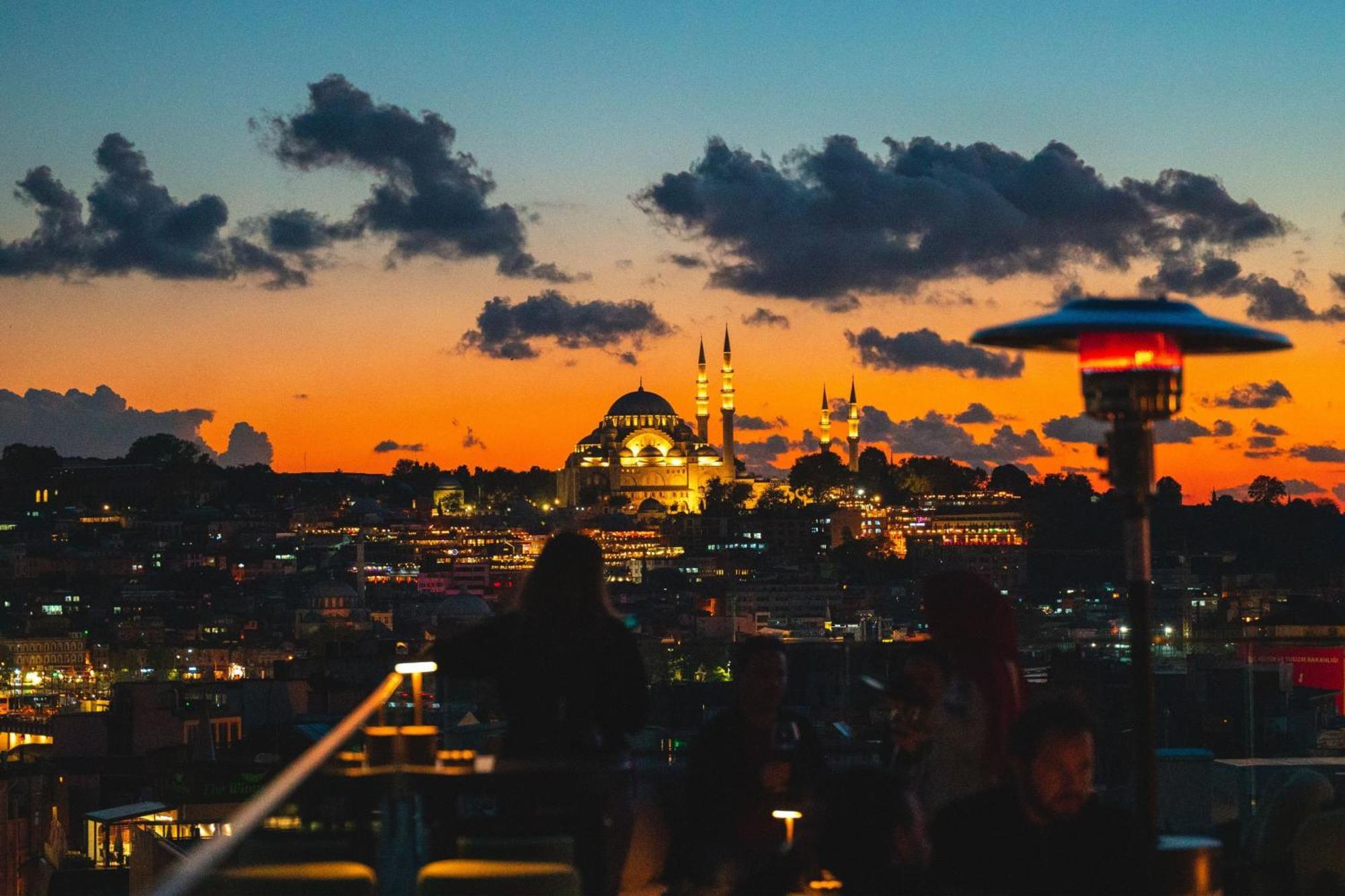 Jw Marriott Istanbul Bosphorus Hotel Екстериор снимка